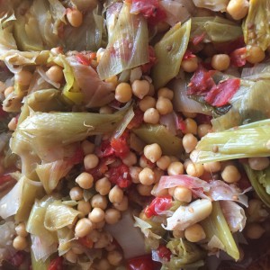 Leeks, chickpeas, coriander seeds and tomatoes.